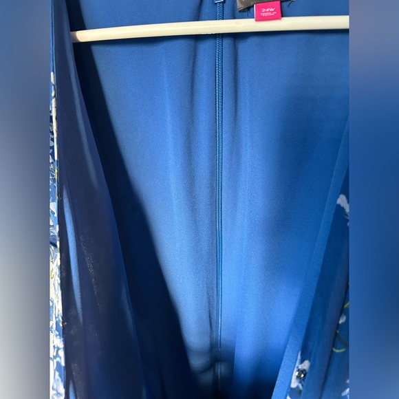 Vince Camuto Blue Floral V Neck Hi Low Fit and Flare Wrap Dress Size 24W - Picture 15 of 16